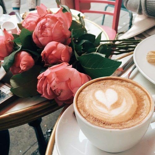 Guten Morgen meine Hübschen☕🍁🍂

Die meisten Menschen erwarten zu viel von den anderen wofür sie noch nicht einmal bereit sind es selber zu geben.
Sei nicht so ein Mensch!
Wünsch euch allen einen stressfreien Tag. Lasst euch nicht ärgern🧡

Kaffee?