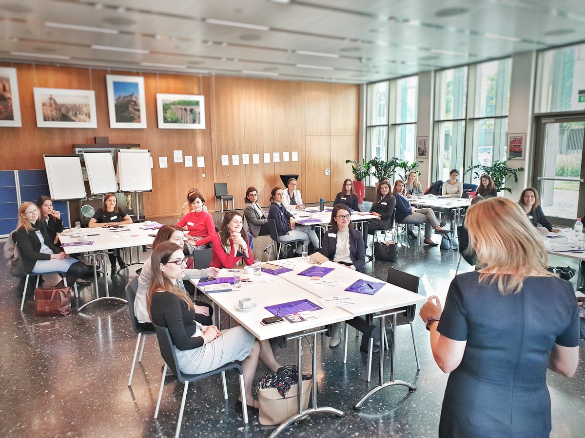 ukinpoland's tweet image. Witamy w Warszawie! 🇵🇱😀

We are extremely excited to welcome a group of talented diplomats from across the @foreignoffice network to a special #WomenInDiplomacy19 workshop! Let&apos;s talk about what makes women such fantastic diplomats! 🙋