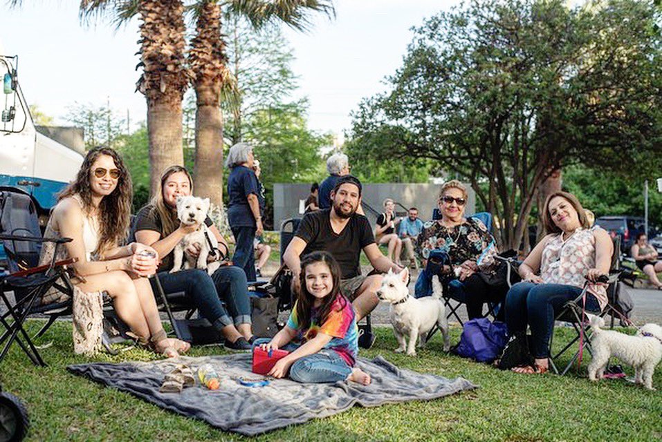SAcurrent's tweet photo. The last @McNayArt #SecondThursday is here folks. Join in from 6-9pm on Thursday to celebrate with good vibes, live music, free entrance to the museum courtesy of @HEB, art and more! https://t.co/ySsujz6ACL