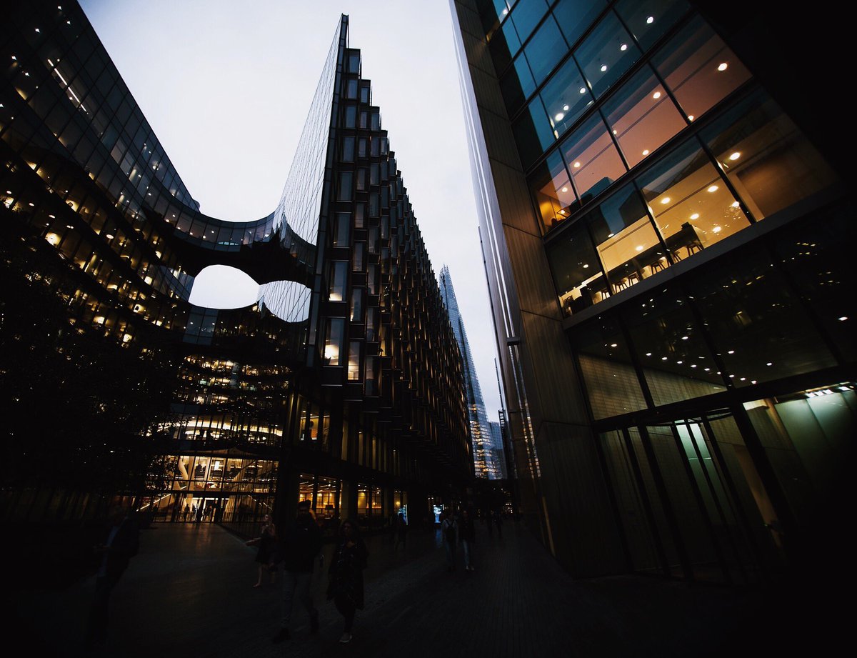 Dimming heights
#streetphotography #London