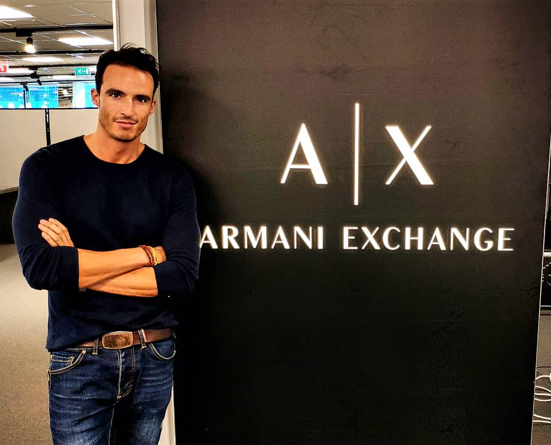 RaulHidalgo's tweet photo. Desfile @ArmaniExchange @armani #armani #catwalk #fashion https://t.co/KVcVXaLsJF