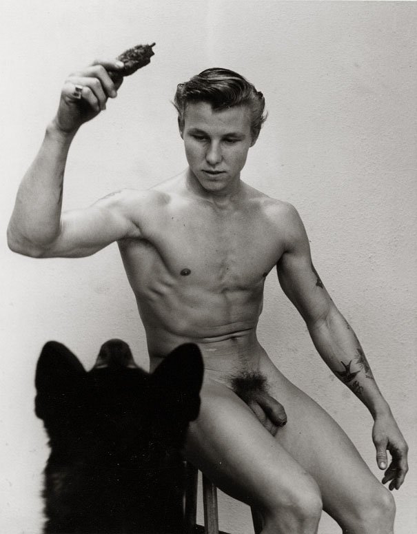 creatureblackl1's tweet photo. More photos of Robert Rex [Photos by Pat Milo and Athletic Model Guild] Los Angeles, 1958 and a year or two later #robertrex #athleticmodelguild #patmilo #vintagemen #vintagegay #vintagephysique #nakedmen #gaymen #nakedman #nakedgay #nakedmen #gay #uncut #balls https://t.co/ZePQHfgIC5