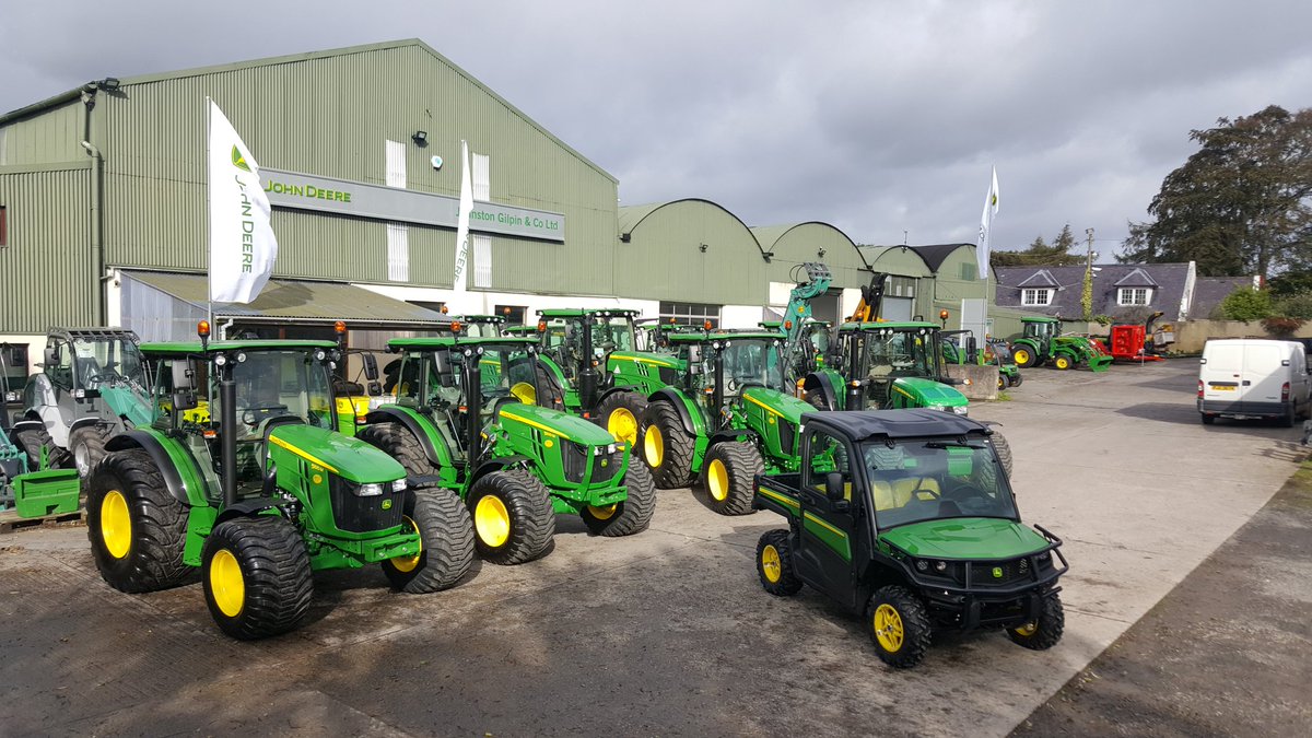 RickyNei11's tweet image. A local authority collecting their 4 new 🚜 tractors and Gator this morning. 6120M, 5115M, two 5100M's and an XUV865M. Lots of happy faces 😁. Many thanks from @JohnstonGilpin for the purchase.

 @JohnDeere @greenkeepingire @PitchcareIRE @NIrelandBigga 

#strengthreliability