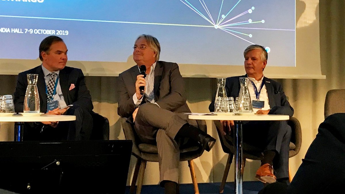 ACEA_auto's tweet image. ACEA Director General, Eric-Mark Huitema, speaking at the #DigitalTransport Days in Helsinki 🇫🇮: “It is important to make the distinction between #CarData that stays in the vehicle and the data that goes out for sharing purposes.”