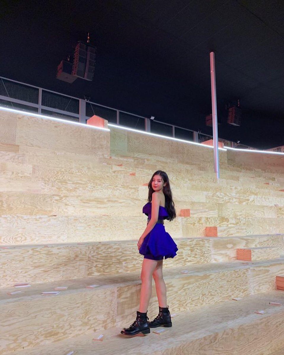 itzy_ye's tweet image. @@@:최지수한테 계속 타피오카펄 타피오카펄 했는데 진짜 얼굴이 타피오카펄만 할줄은 몰랐죠