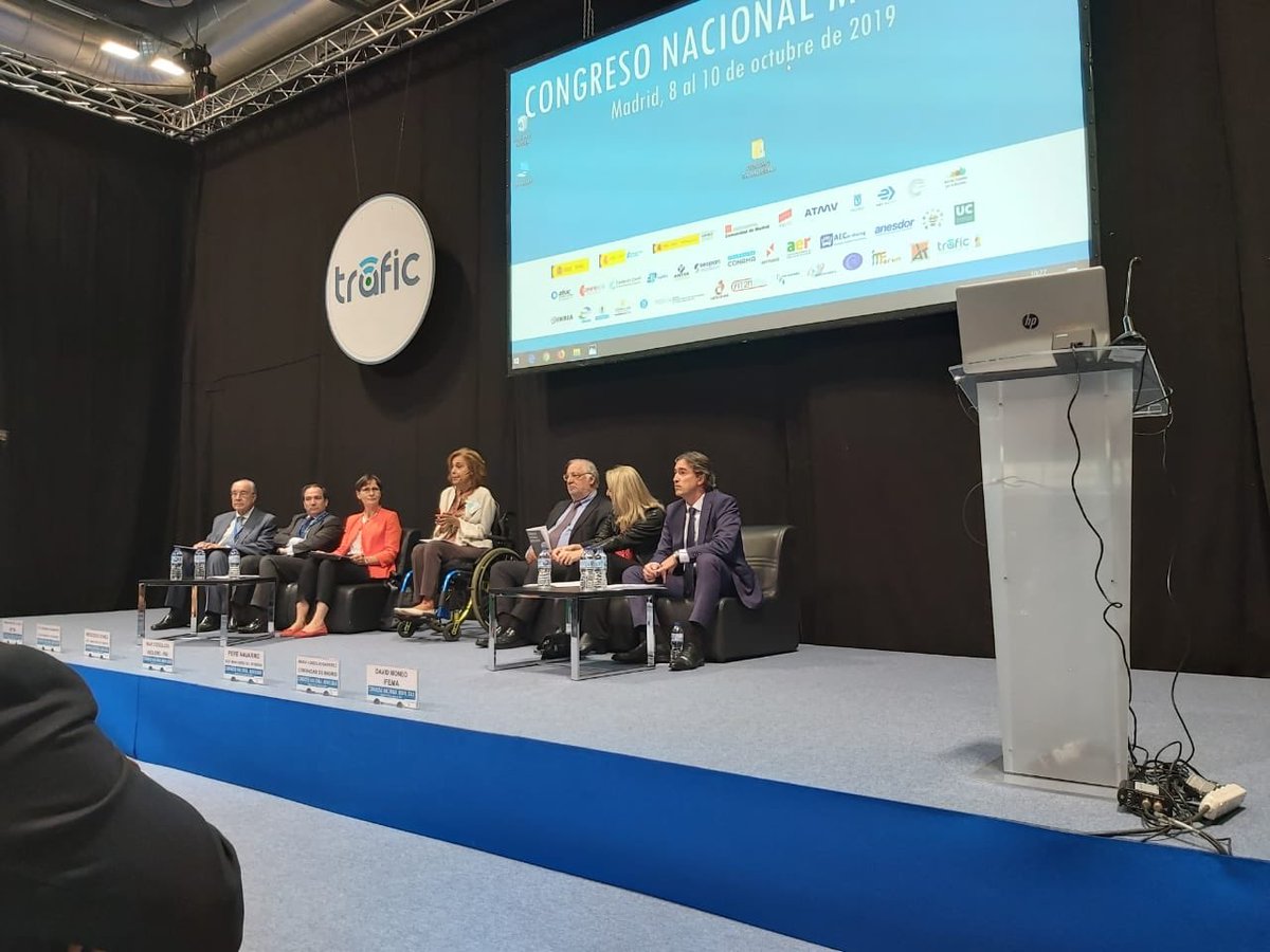 Mobilitat_AND's tweet photo. El director del dpt, @JaumeBonell1962, participa en el primer Congrés Nacional de Mobilitat que es desenvolupa des d'avui i fins dijous a Madrid, en el marc del @trafic_ifema.
⠀⠀⠀⠀⠀⠀⠀
♻️🚘
#CONAMO debat sobre el futur de la mobilitat urbana. https://t.co/flzelVsc51