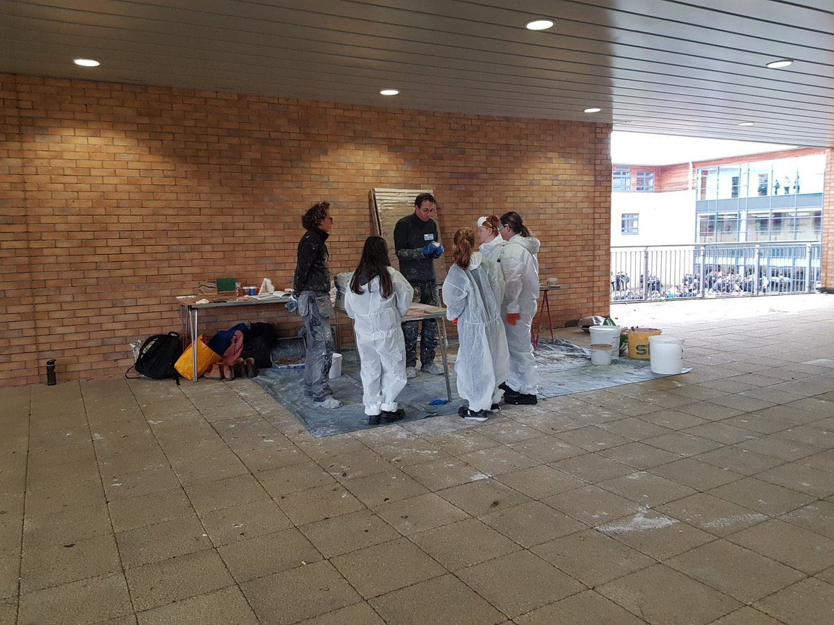LgsTechnical's tweet photo. Session 3 of our Traditional Building Skills day is underway. @LGS_1183 @scottradbuild https://t.co/PkKvLGLuB7
