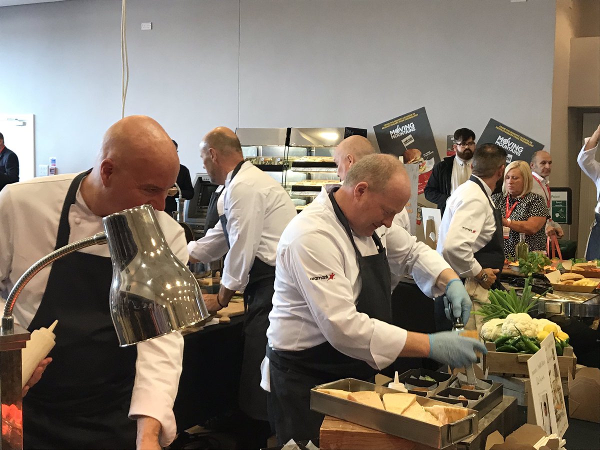 glyn_ingram's tweet photo. A FANTASTIC morning session at the @AramarkNE @Aramark #AOP session #innovation #business #thefuture #2020focus #aramark https://t.co/CqWHB6zcVC