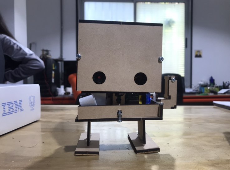 pamelavera's tweet photo. En esta semana de la ciencia 👩‍🔬 👨‍🔬, IBM trae la robótica con el #TJBotVive 🤖 junto a la #InteligenciaArtificial en #IBMCloudCL ☁️ ¡Sumémonos a la Transformación Digital https://t.co/dMvTvzeKOF