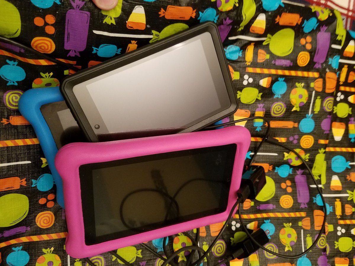 cefkorg's tweet image. HUGE THANK YOU to the Harris family for the tablet donation to the Computer Equipment for Kids Program. #tablets #computerequipmentforkids.org