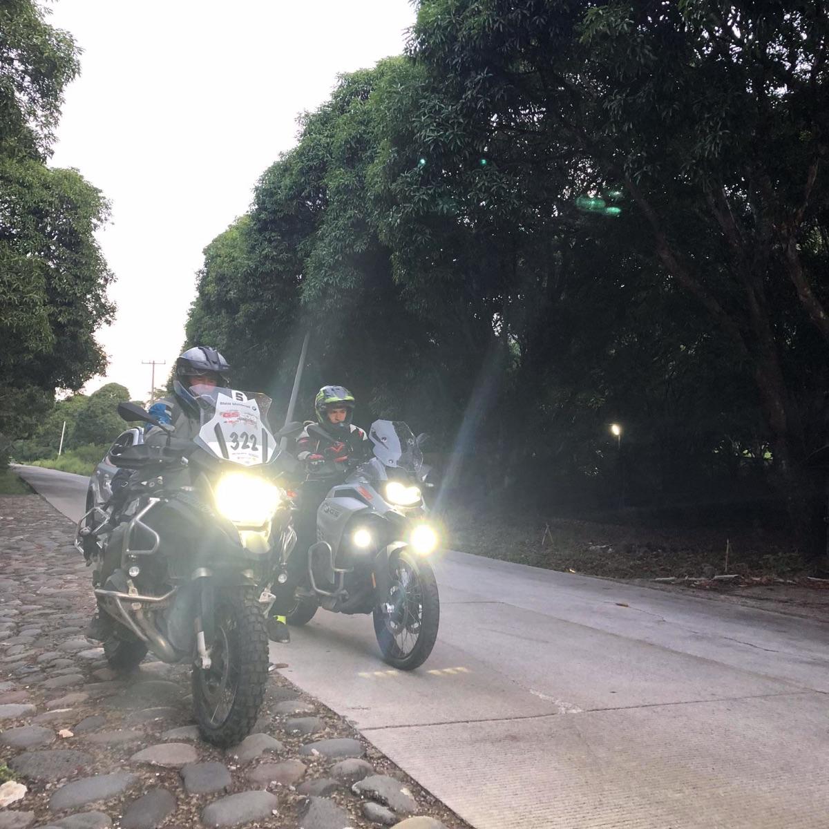 ikzoekeenmotor's tweet photo. #ikzoekeenmotor, via @BMWMotorrad: Great impressions from the #GSTrophyQualifier of team Latin America. Looks like you had fun, guys! 🏍 #MakeLifeARide #SpiritOfGS #BMWMotorrad https://t.co/37YhnHb63q