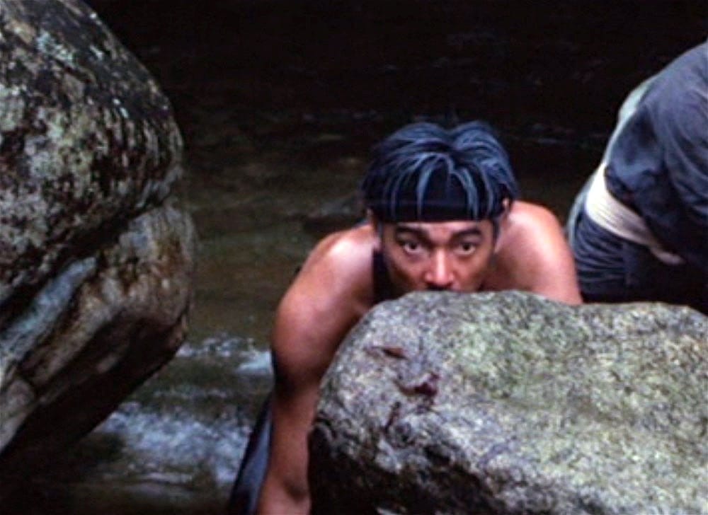 Needy Greedy For Dramas 映画 瀬降り物語 鑑賞 山奥で生きる山窩の崇高な生活 滝の前での交合 座位出産など 生 を感じさせる場面は見応えあり ショーケンは主役というより重要な劇中人物のひとりで 淡々と演技しているが 終盤 殺された藤田弓子の仇