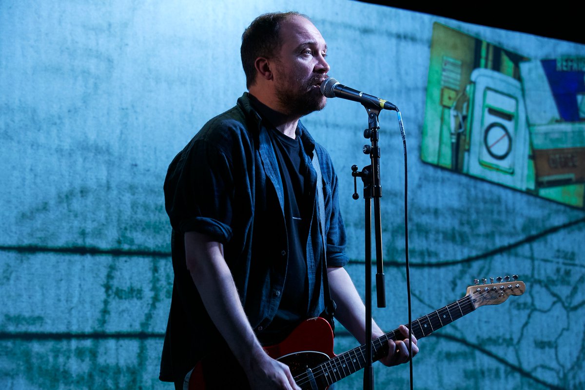 arcstockton's tweet photo. 'As ever with Chris Thorpe, the words are eloquent, the music essential and powerful, and the performance full of a brilliant, prowling precision...' (@TheScotsman)
@piglungs brings #StatusPlay to ARC next Tue 15 Oct, 7pm: https://t.co/At0iyGqb8G #PWYD #EnjoyTeesValley https://t.co/7dWYIyjjbg