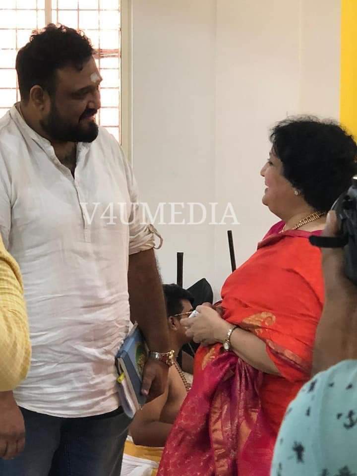 Thalaivar Next Movie Director #SiruthaiSiva attended #freedomSchools Launch Function today earlier.. an initiative by smt. #latharajinikanth mam & the #ashramGroup of institutions..