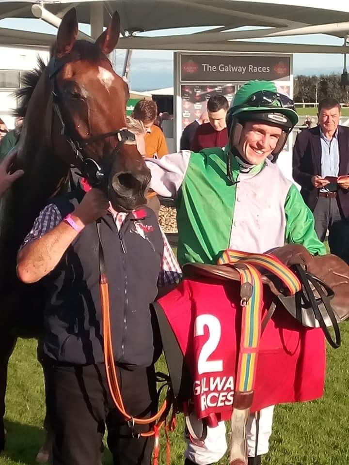 JoeSeward1's tweet photo. Everyone seems to love @Galway_Races whether it's @tensplenty1 @WillieMullinsNH Dermot Weld or The Mee Family
I know two men headed up today from Cork who never miss any meeting here & milk cows before they go ..They deserve the freedom of Ballybrit
#EverPresents
#Galway . https://t.co/9rxz73Ya77