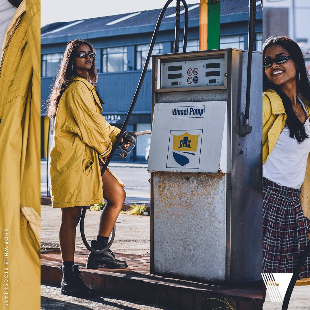 vthriff's tweet image. Don’t be Average, Be savage! 

Shop these items at vthriff.com 
While stocks last 😉💯