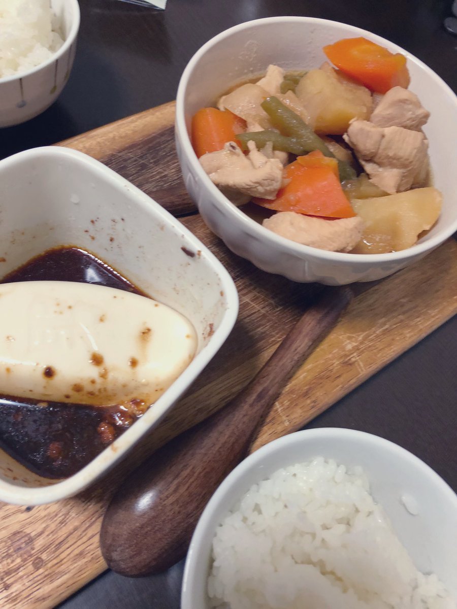 ট ইট র Rn 肉じゃが久しぶりじゃない おうちごはん Twitter家庭料理部 お腹ペコリン部 料理好きな人と繋がりたい 夜ご飯 晩飯 肉じゃが 肉味噌豆腐