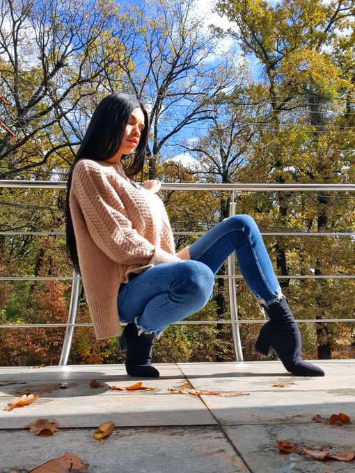 #TuesdayThoughts "There is no better🎨designer than🍂nature" - Alexander McQueen  Get🌡ready 4 something<a href="/tag/tuesdaythoughts"class="tags">#TuesdayThoughts</a>