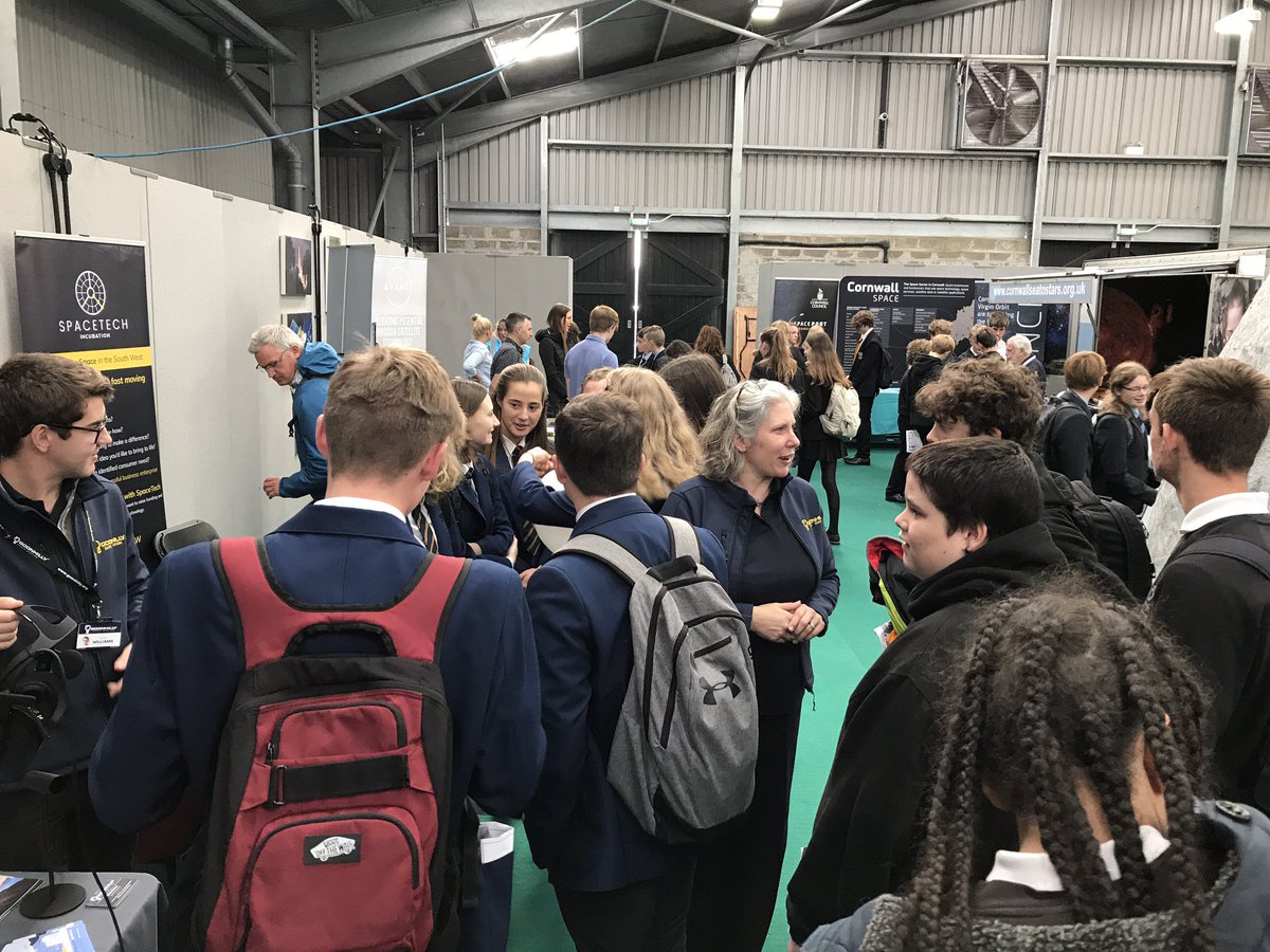 CareersHubCIoS's tweet photo. Climb aboard the international space station with @goonhillyorg at #CornwallSS19 #GetSkilled #CornwallSkillsShow https://t.co/3beMRD9EsE