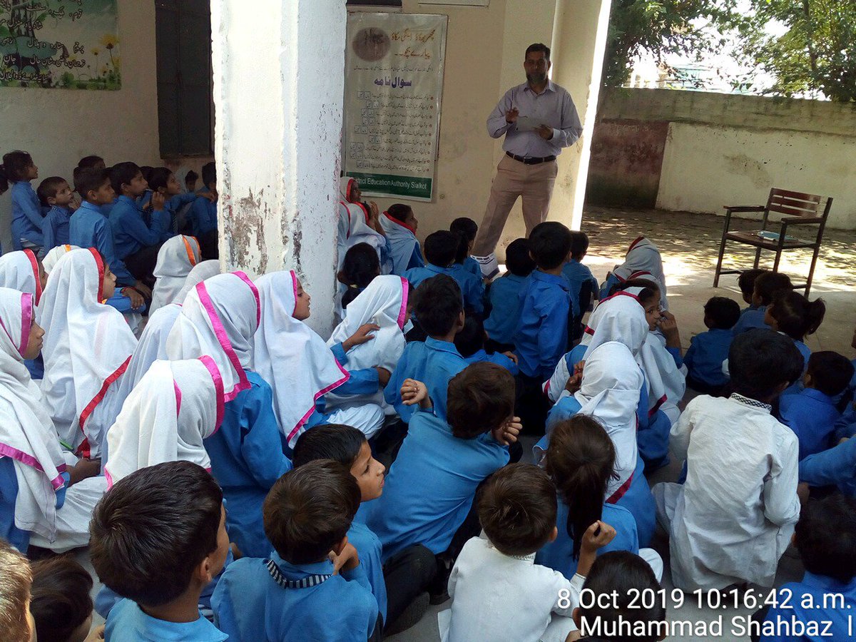 Muhamma21098371's tweet photo. Dengue awareness session in government girl's primary school Matrayal  Uc gondal sialkot https://t.co/rCg2sbyPWI