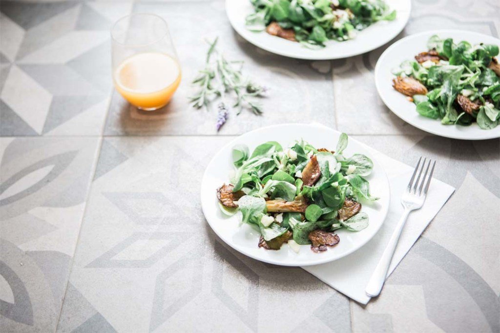 MangeonsUK's tweet photo. Super Easy Waldorf Salad https://t.co/j2wSyBuCFE https://t.co/E1AsO786oi