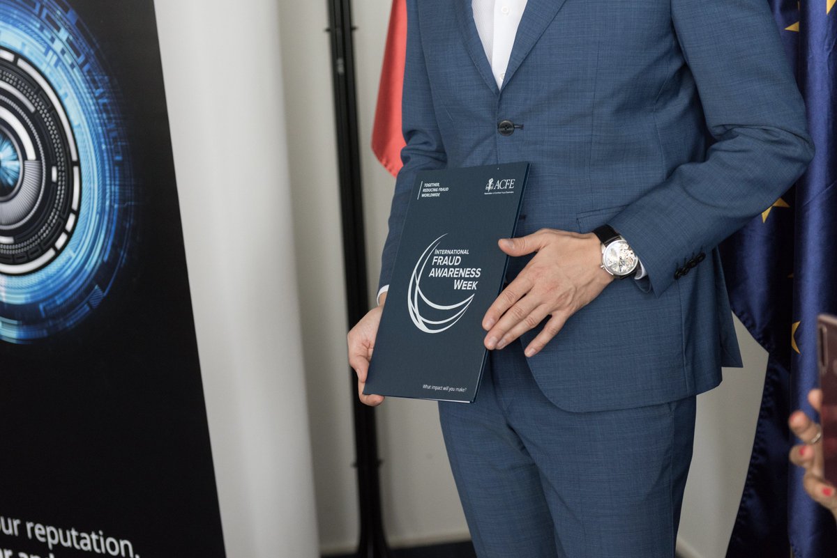 Letošnji #FAW2019 pod častnim pokroviteljstvom predsednika države, g. Boruta Pahorja. Med #FraudWeek se lahko vprašamo, kaj lahko danes naredimo za boljši jutri? acfe.si/faw-teden-prev…