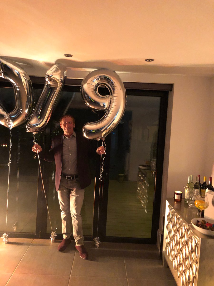 HardcastleMusic's tweet image. Well someone tell me where the last 10 months have gone  😫this was new years eve !!!