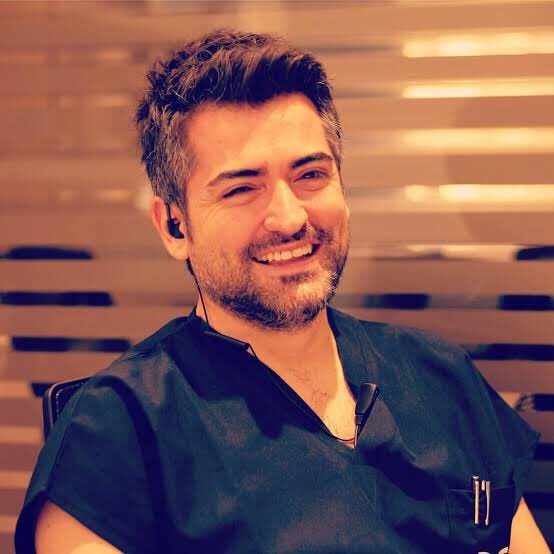 celapprity's tweet image. Estetik Diş Hekimi Sacit Yıldız Celapprity’de!  celapp.app.link/MQLGdtycC0