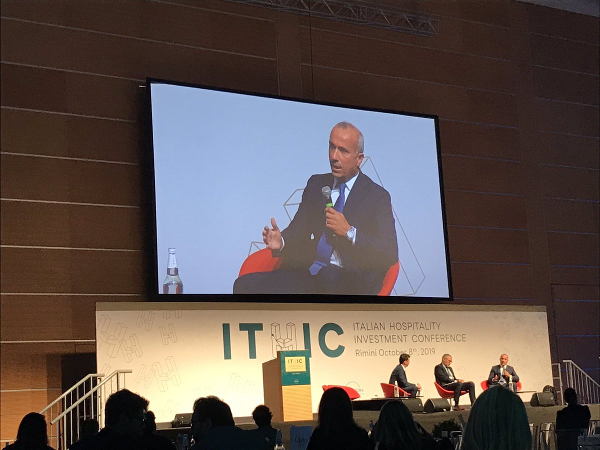 confalb's tweet photo. #8ottobre #ITHIC Alessandro Belli di @GruppoCDP ➡️ investitori ora guardano al Sud d’Italia in particolare alle destinazioni lesure. Il successo di #Taormina può essere replicato in altre destinazioni 👍🏼 https://t.co/HAKUJ6JWvc