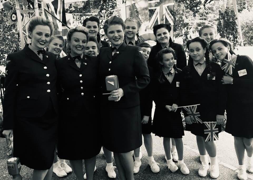 WaspsRugby's tweet image. 🛩️ @TheDDayDarlings will be performing @RicohArena as part of our #Remembrance Day game v @bathrugby on Sat 2 Nov!

And this time they'll be accompanied by the D-Day Juniors!

Read more at wasps.co.uk/news/d-day-dar…