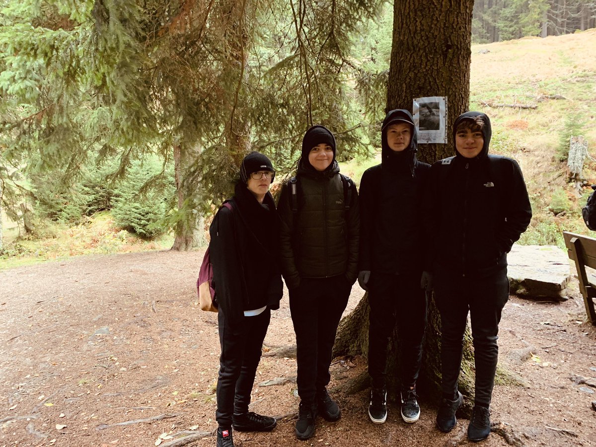 LHS_ScienceDept's tweet photo. This morning we hiked across the Giant Mountains of Krkonoše. The weather wasn’t on our side.. but as ever our kids were AMAZING!! It’s time to warm up, have a nice cup of tea and spend the afternoon finishing our EcoProjects #KrkonoseMountains #WeHikedWeSurvived #NewExperiences https://t.co/ibjeIvrwtv