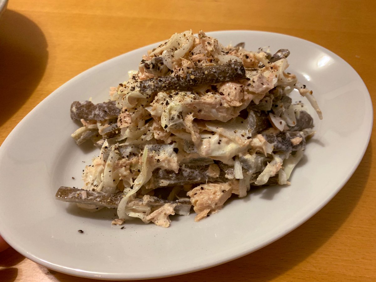りょうこ On Twitter きょうの料理 牛ごぼうのクイックしぐれ煮 たたきごぼうのツナマヨサラダです ごぼうだらけ美味いっすねー
