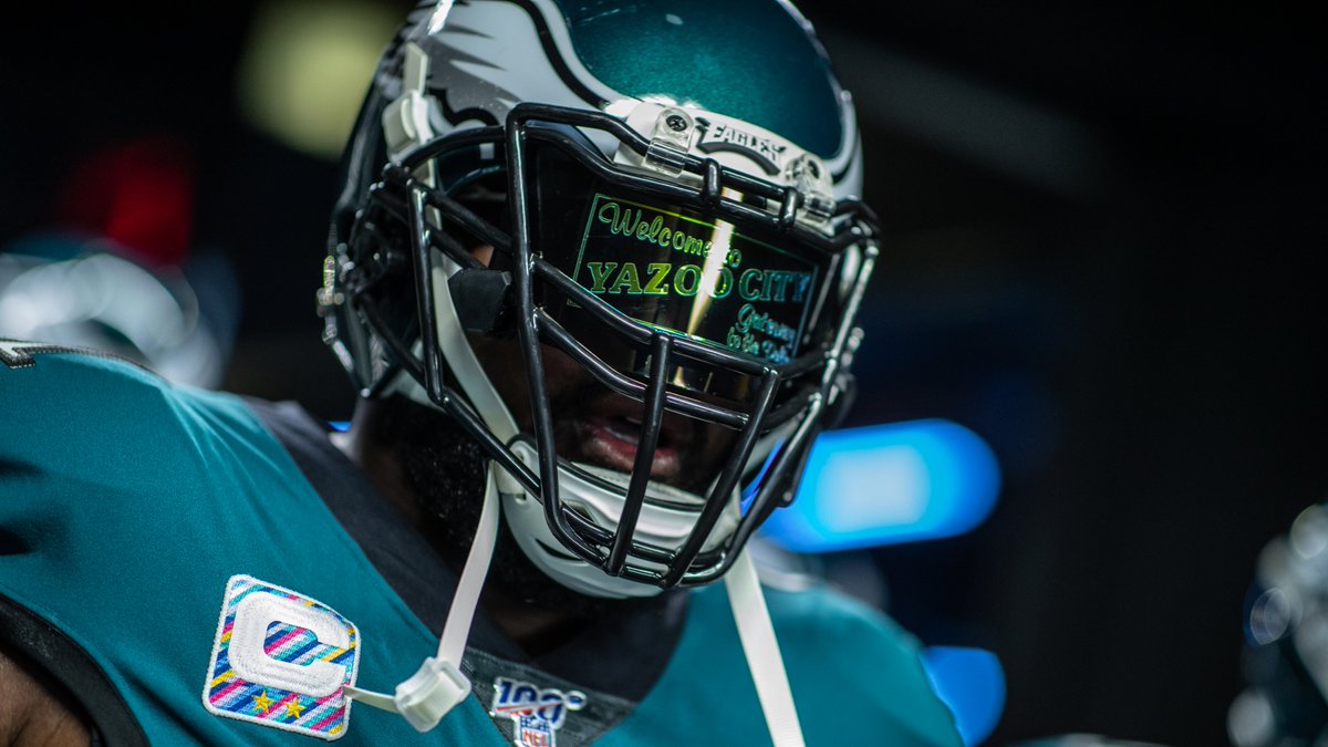 Eagles's tweet photo. Straight outta Yazoo City

#FlyEaglesFly https://t.co/6QBxqol685