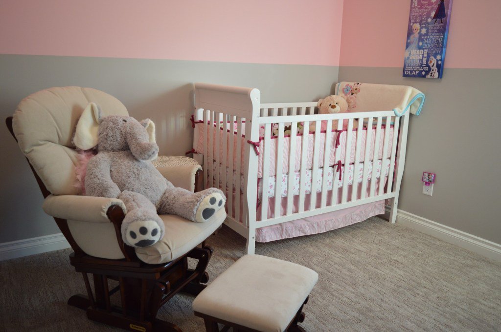 The Ultimate Baby Checklist – Things you need, plus things you don’t! whatshesay.org/the-ultimate-b…