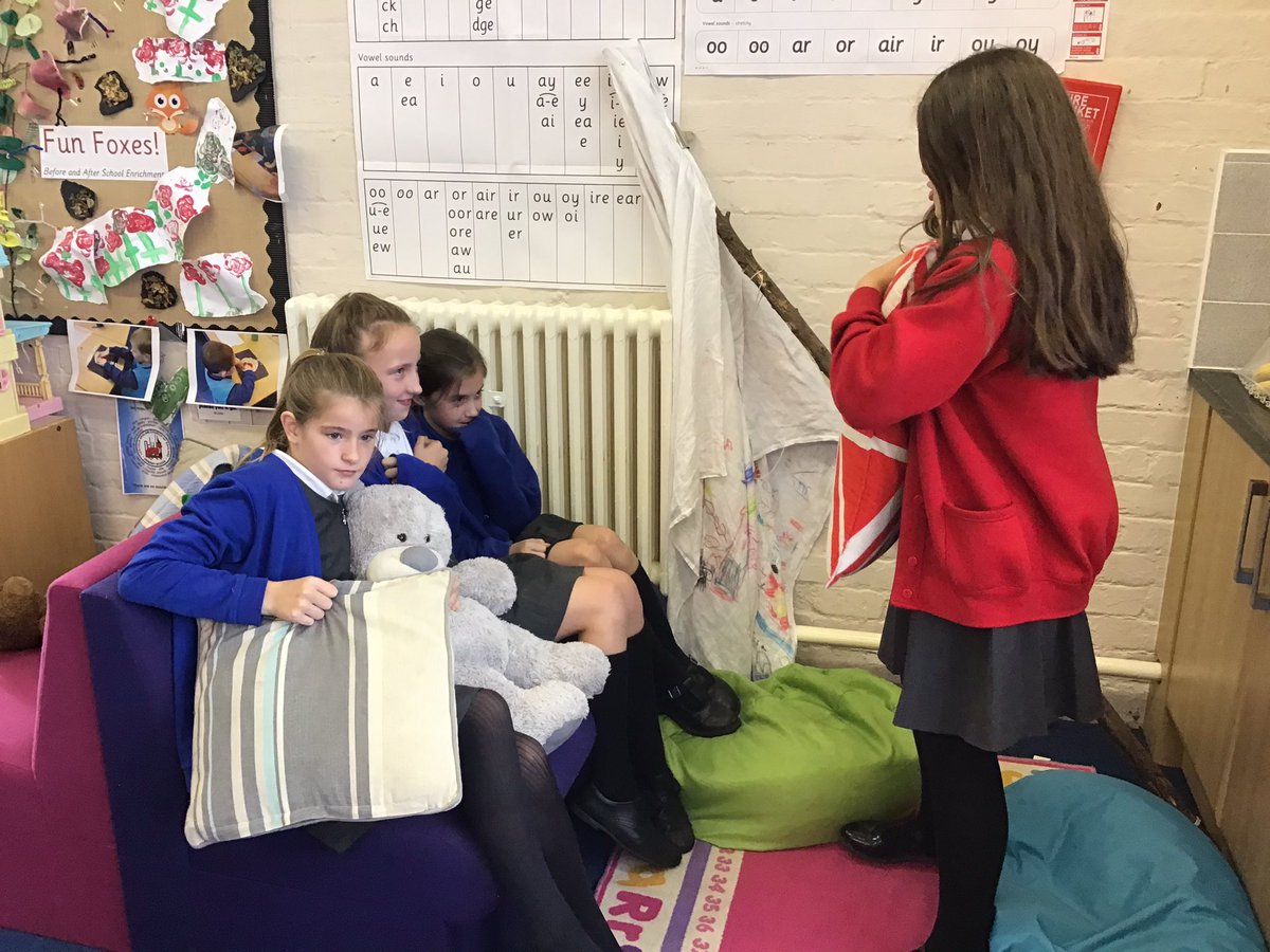 LostockGralamPr's tweet photo. Toucans class are preparing for their writing of Lydia’s diary from ‘Star of Fear, Star of Hope’ by freeze-framing the scene. @TheLCUK #PathwaystoWriting https://t.co/cqRHjxxGwi