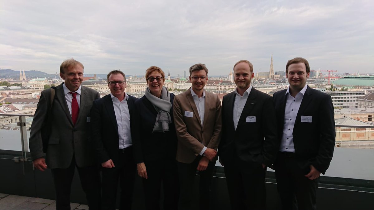 NEFI_AT's tweet photo. NEFI Projektleiter und Verbundkoordination mit dem @klimafonds bei den Highlights der Energieforschung @theresiavogel @T_Kienberger @WHribernik @AITtomorrow2day @bmvit_infothek https://t.co/qtdV6oLFcQ
