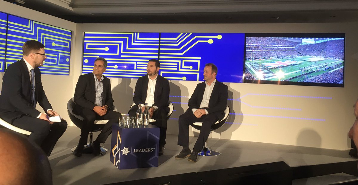 MatthewBirchal4's tweet photo. Great to see our friends @Populous and @TheSCXGroup showcase a fabulous piece of engineering at #LeadersWeek - Tottenham’s moving pitch, conceived and designed with @burohappold https://t.co/7NtKCCzsLx