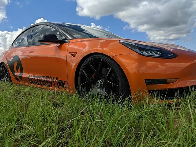 blitzfire911's tweet photo. #tesla #teslamodel3 #teslaroadster #teslamodelx #teslamodels #teslamotors #florida #xpel #soflo #southflorida #electric #future #potd #sexy #models #modelx  #scwc #evdesignmovement #electric  #exotic #luxury #xpel #ceramicpro #evwheeldirect #glassparency… https://t.co/VQiAMqzIGd https://t.co/GcAC7e4Y5O