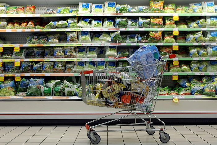 Confcommercio's tweet photo. "Nessuna sorpresa per i dati @istat_it sulle #venditealdettaglio" https://t.co/DdwFu81go6 https://t.co/tVQ9ucKQp2