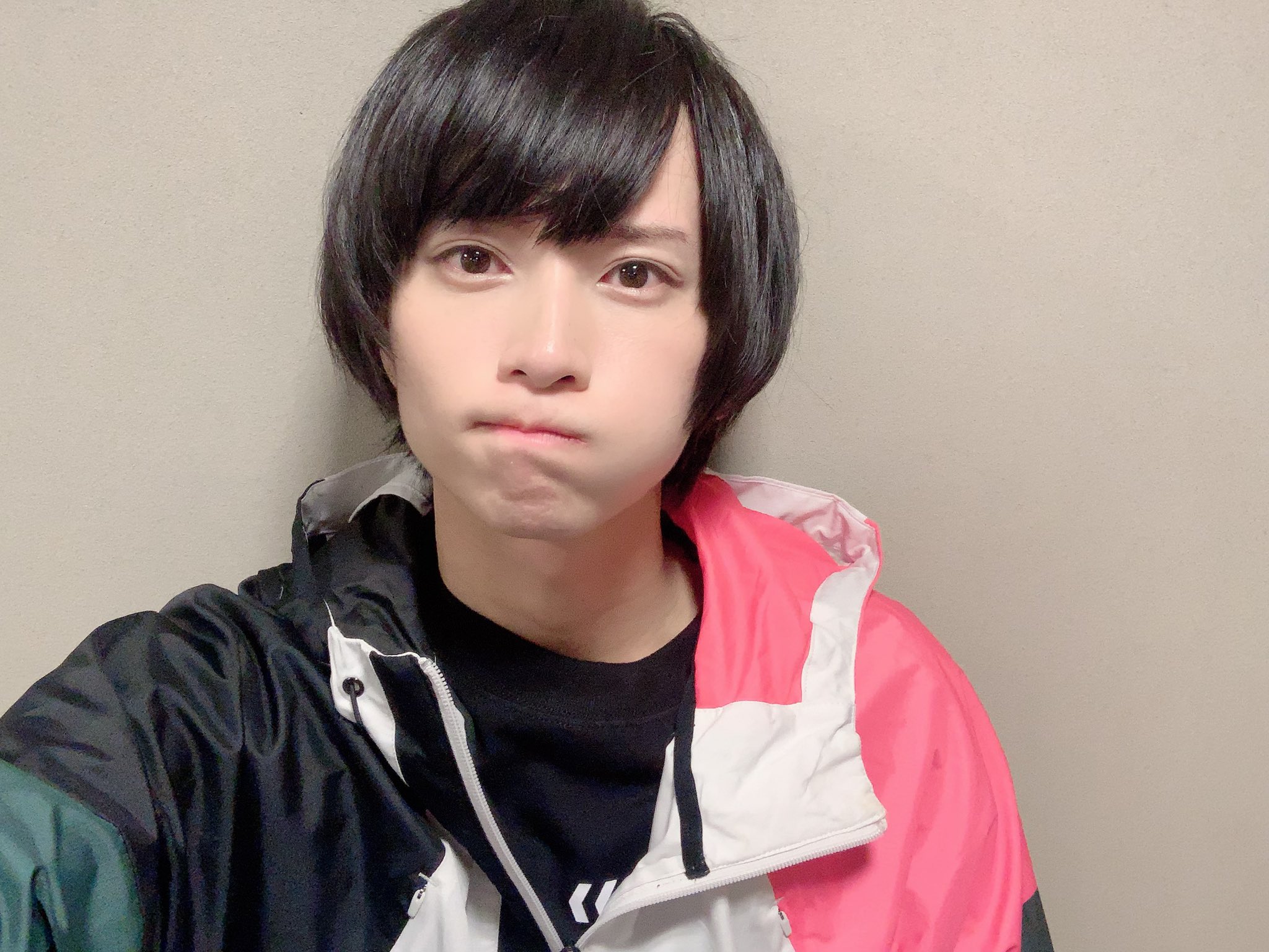 荒牧慶彦さん FH7DEJ-aAAAtaPe.jpg