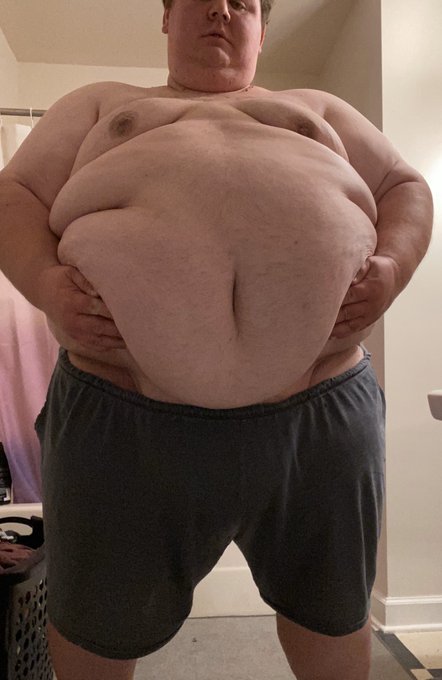 I get a lot of belly requests. #superchub #chub #belly https://t.co/eZ0UcthHQF<a href="/tag/superchub"class="tags">#superchub</a><a href="/tag/chub"class="tags">#chub</a><a href="/tag/belly"class="tags"><span>#belly</span></a>