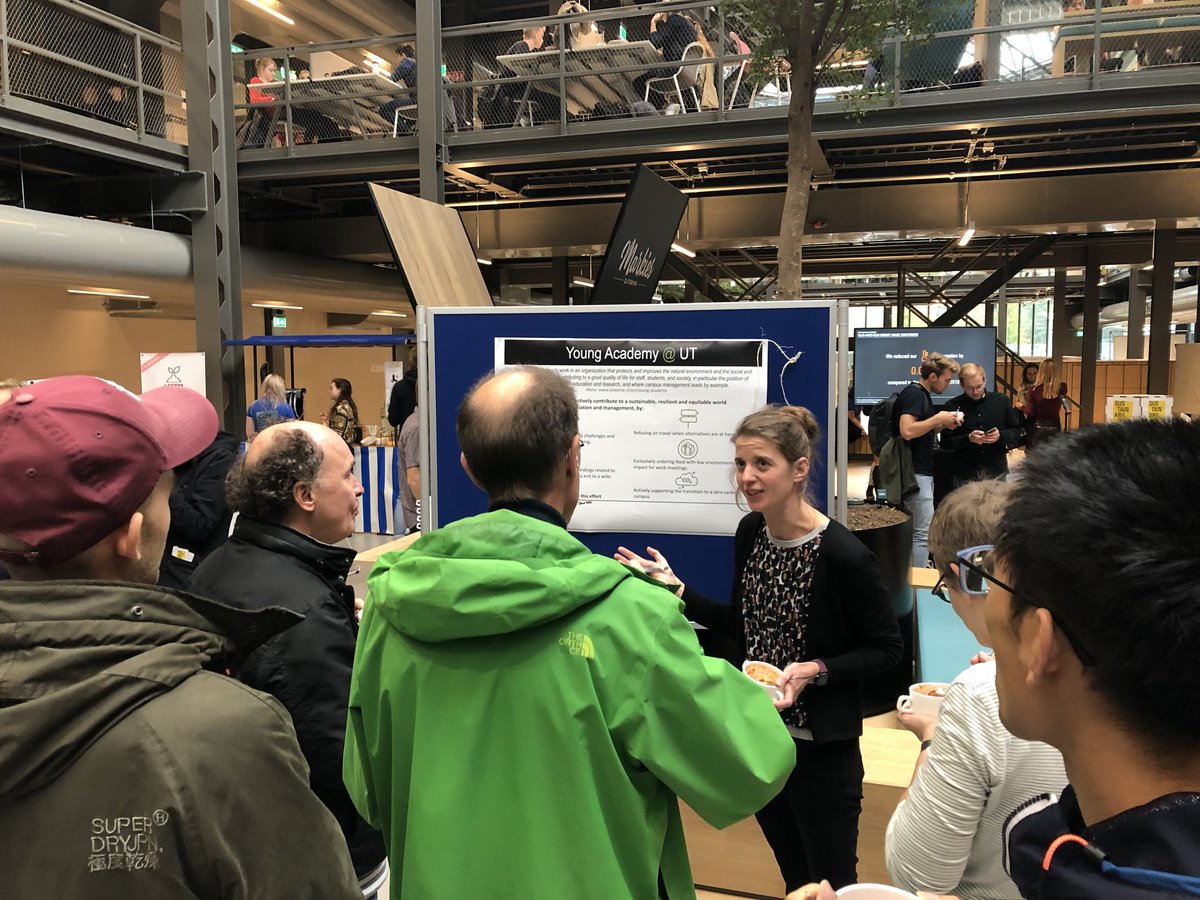 Making sustainability pleas at the @utwente Sustainability Week on: 👩‍🎓teaching, 🗨comms,🌏 travel, 🥗food, 🏛 campus
#YA@UT at work