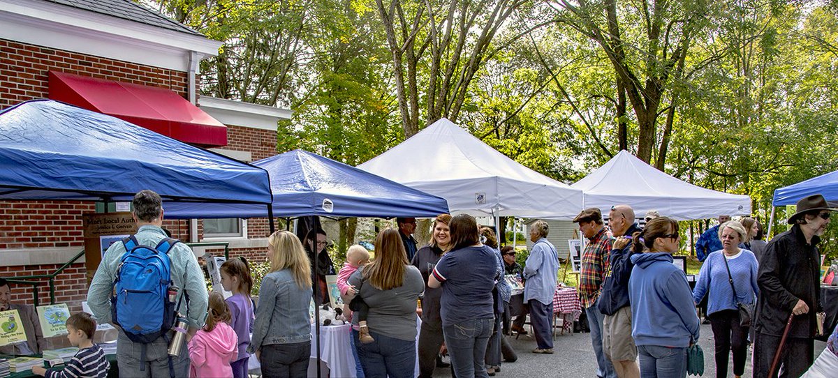 RIAuthors's tweet photo. nterested in meeting an #riauthor? Then you’re in luck! The @ScituateArtFest is this 3 day weekend + @RIAuthors will be in @NorthSciLibrary parking lot. Personalized books make great gifts! https://t.co/vRfI1cC3tc #supportlocal #shoplocal #writerslife #writerscommunity #events https://t.co/zUcO2DGUOz