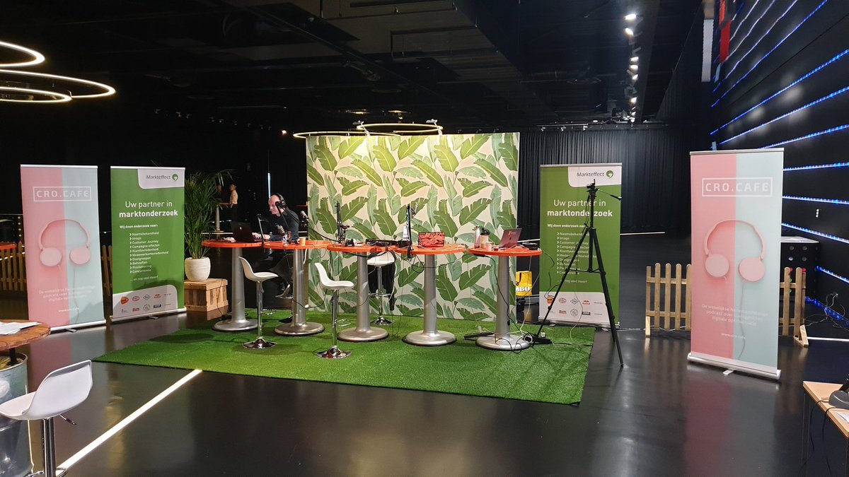 cro_cafe's tweet photo. Wat een fantastische stand hebben we vandaag bij #dac19!
Meekijken/luisteren: https://t.co/TUYIoFPQOL https://t.co/F6QSClsAA9