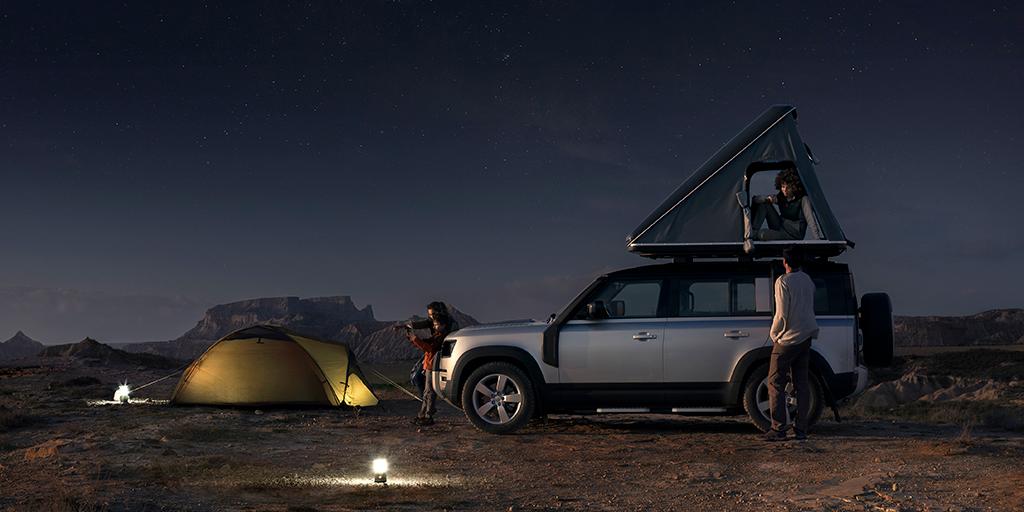 RangeRover's tweet photo. The new #LandRover #DEFENDER is the most customisable vehicle we’ve ever built, designed to let you to tailor your vehicle to create unforgettable experiences. Configure yours: https://t.co/7G4flS3VC6 https://t.co/eMBkYUNpHY