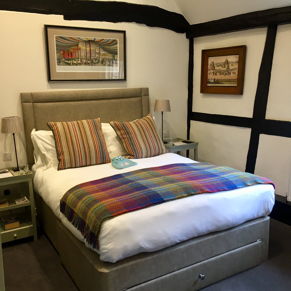 There is no better place to spend a cold winter night than in our cosy, welcome 16th Century inn. Book your #christmasbreak in the #surreyhills &amp; enjoy our fabulous festive menu &amp; selection of drinks &amp; local real ales!
<a href="/GoodPubGuide/">The Good Pub Guide</a> <a href="/surreylive/">SURREY LIVE NEWS</a> <a href="/TheGoodDogGuide/">The Good Dog Guide</a> <a href="/VisitSurrey/">Visit Surrey</a>