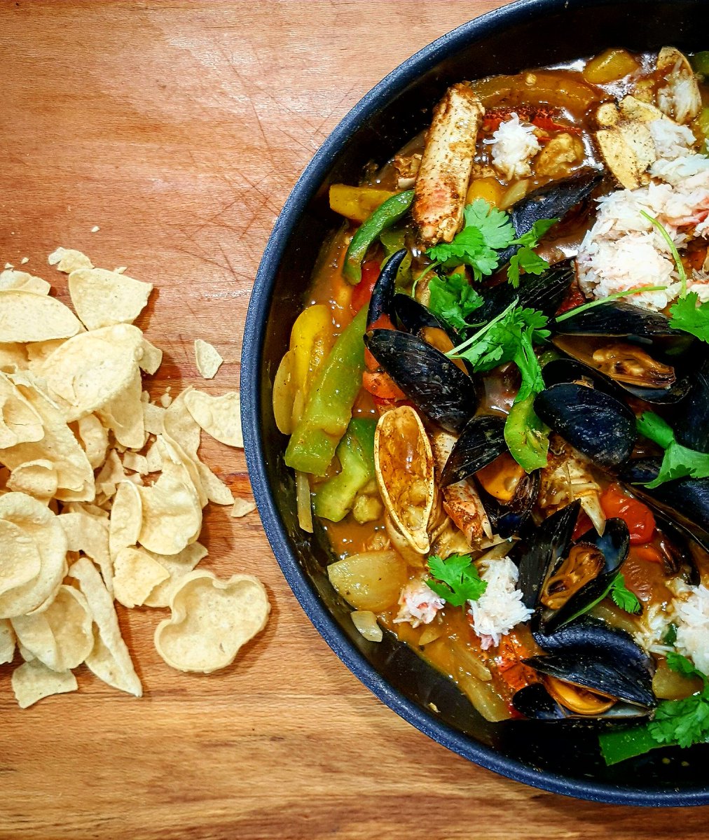 Cant beat a warming seafood curry with some amazing UK Mussels and Fish.
#seafoodweek #mussels #lovebritishfood #LoveSeafood #ukseafood #BritishFoodisGreat @seafishuk @LoveBritishFood @Crabstockfest