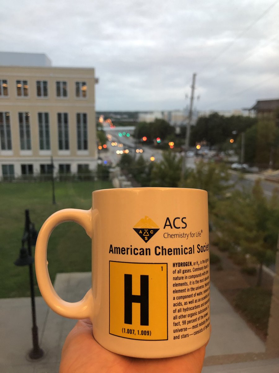 Starting National Hydrogen and Fuel Cell day with my @AmerChemSociety Hydrogen mug #FuelCellsNow #HydrogenNow