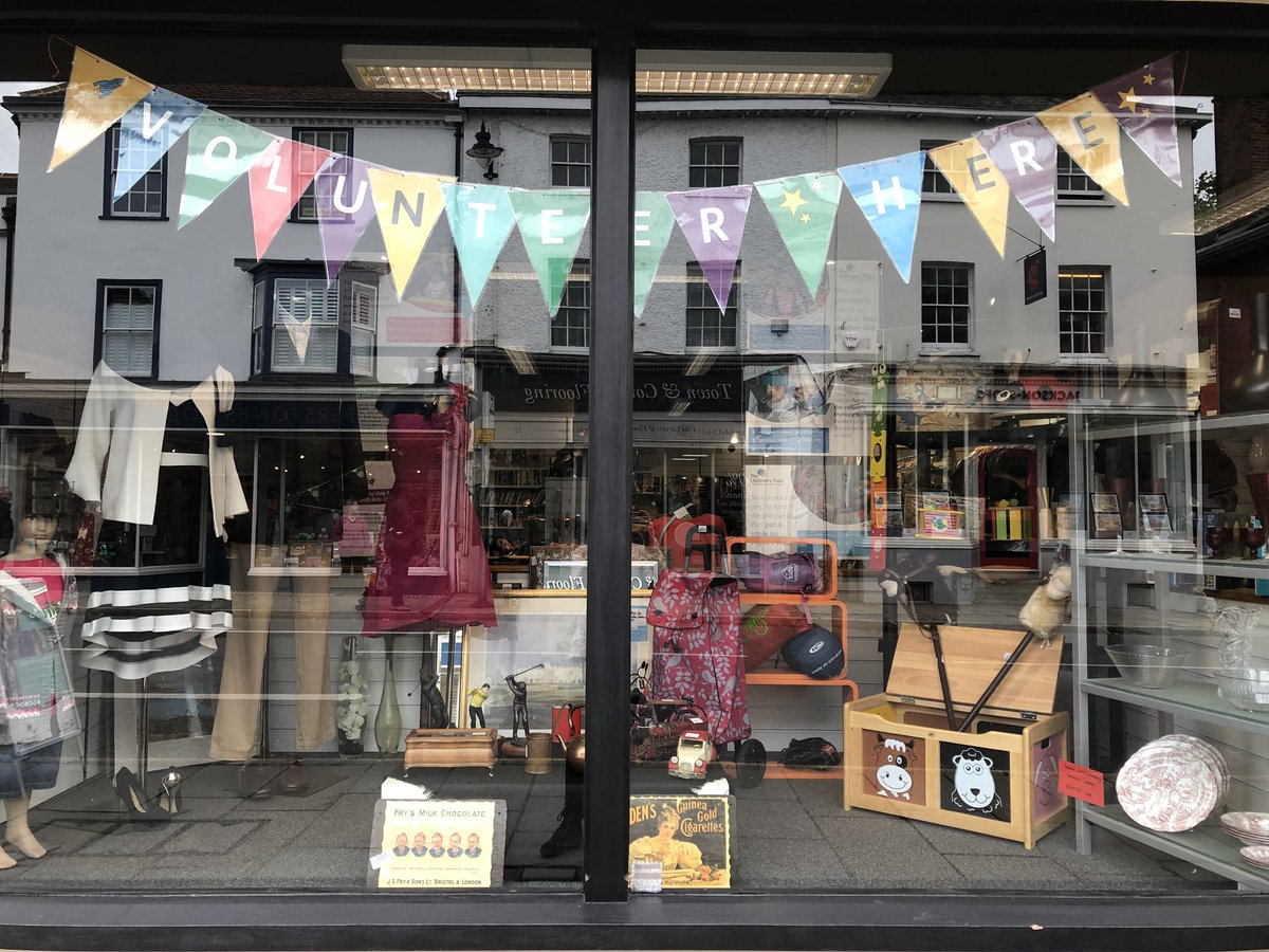 Han_v90's tweet photo. @JameskatyParker and Clare have done a fantastic job on the @Childrens_Trust Reigate shop window! #shopschallenge #charityshoptakeover https://t.co/XGE2iC7z8Z