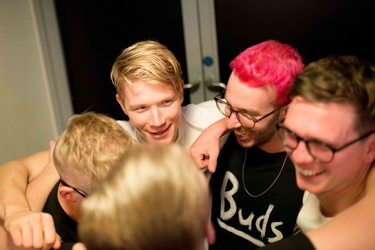 •final preshow shots•